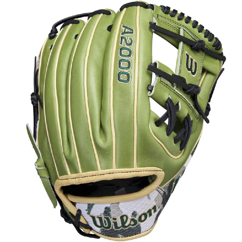 Wilson A2000 1975 11.75" Baseball Glove - GOTM November 2023: WBW1016901175